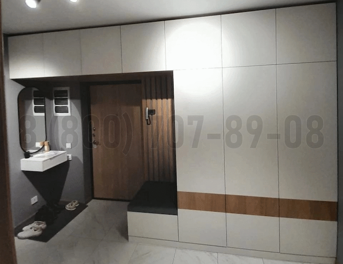Белый шкаф в Реутове